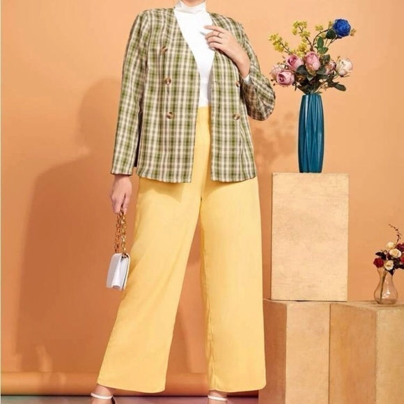 3/$28❤️SHEIN Modely Plus Size Tartan Double breasted jacket - Picture 1 of 5